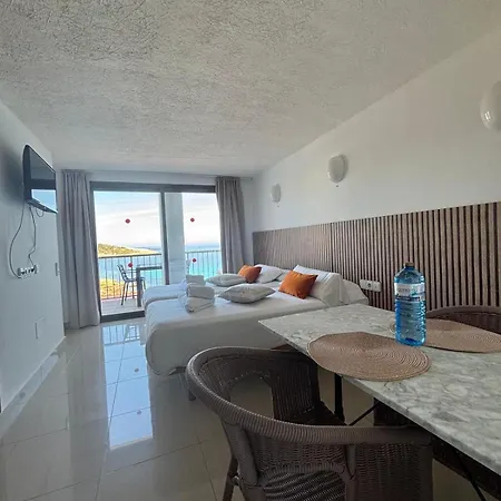 Es Grop Apartamentos Portinatx Exterior photo